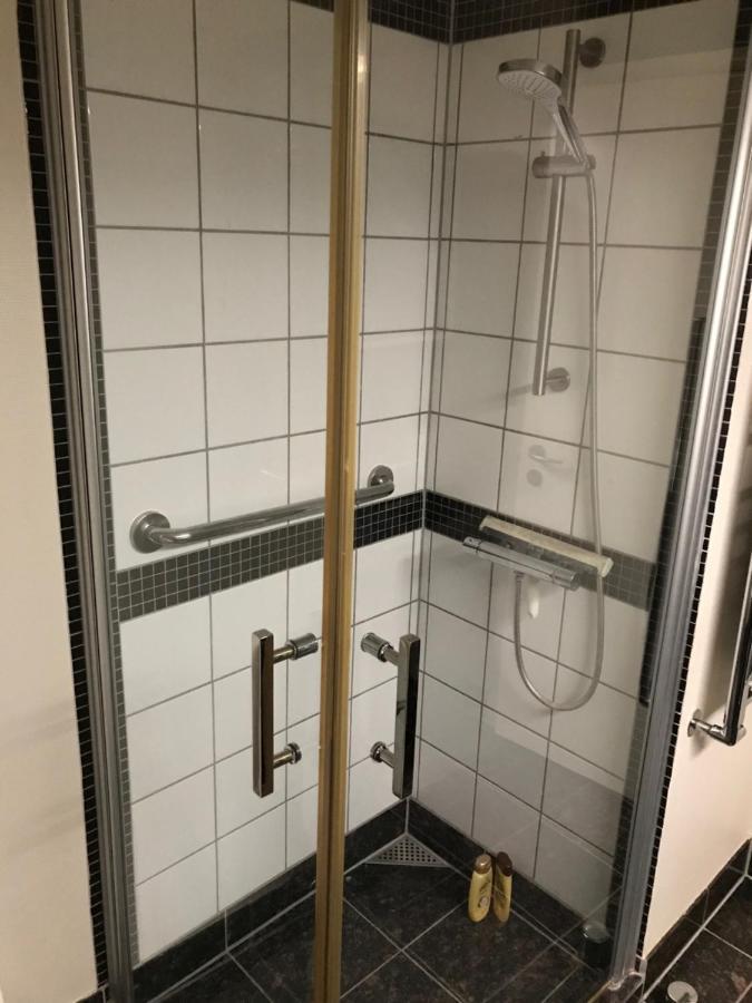 Fredelig Overnatning Ved Sundet Og Norrestrand So Хорсенс Экстерьер фото
